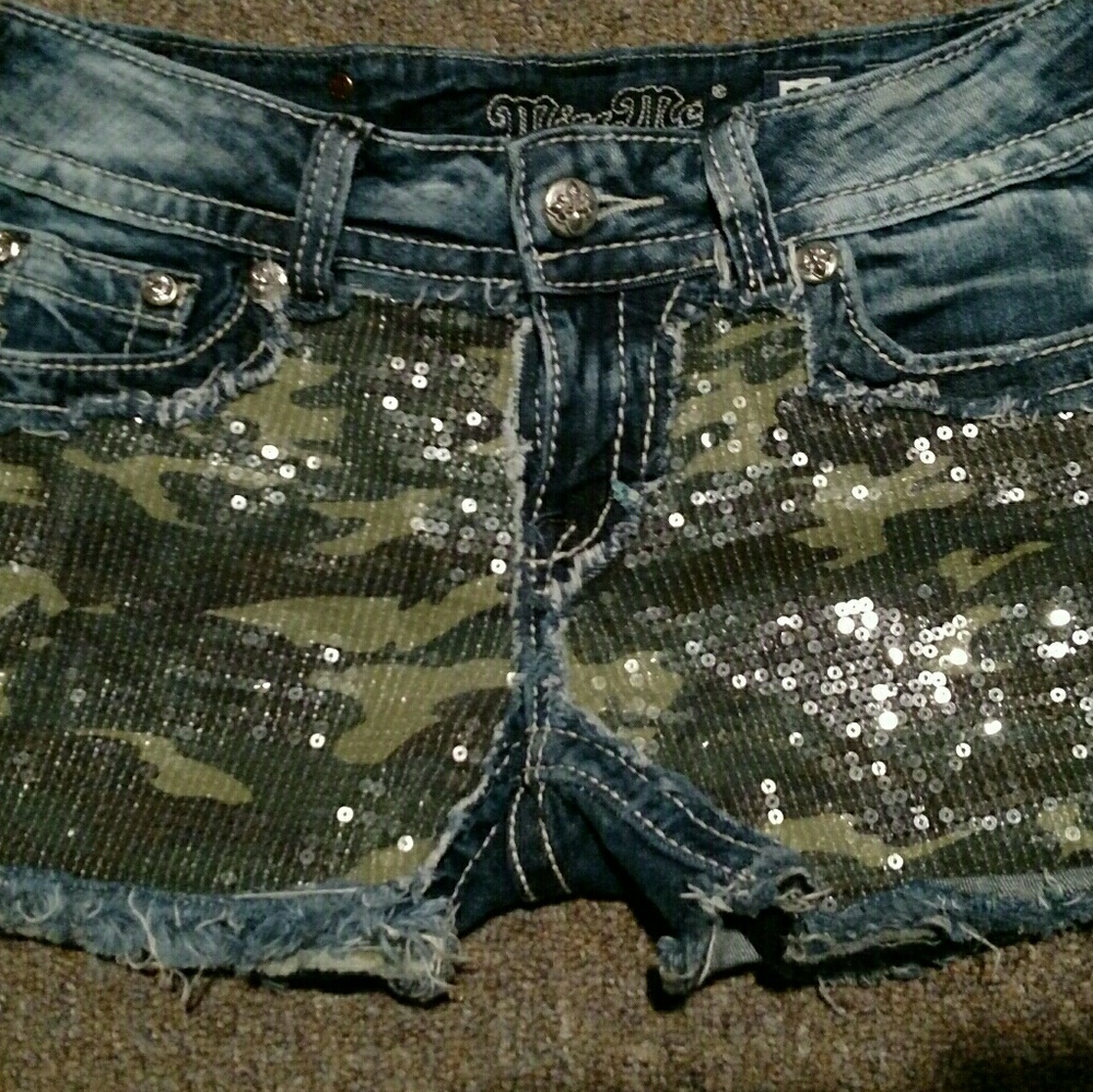 28 miss me shorts